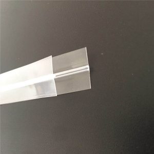 Puller con cerniera in plastica